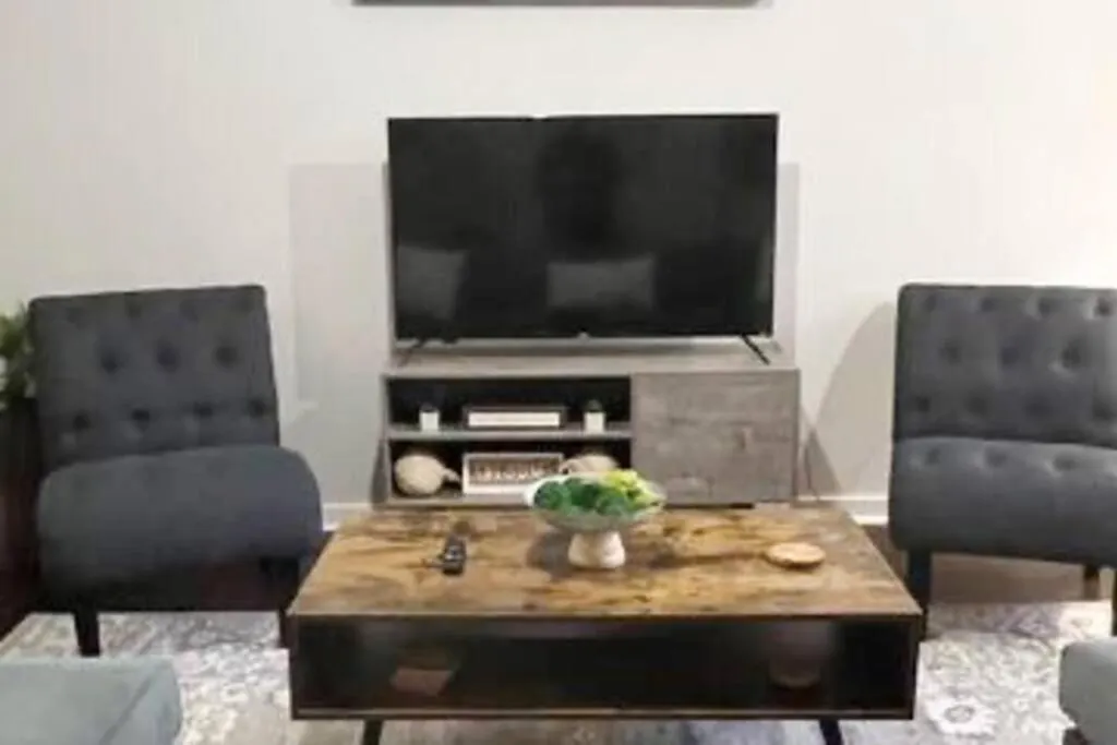Townhouse In Uptown King Bed-Wi-Fi-Free Parking-Pool Daire Charlotte