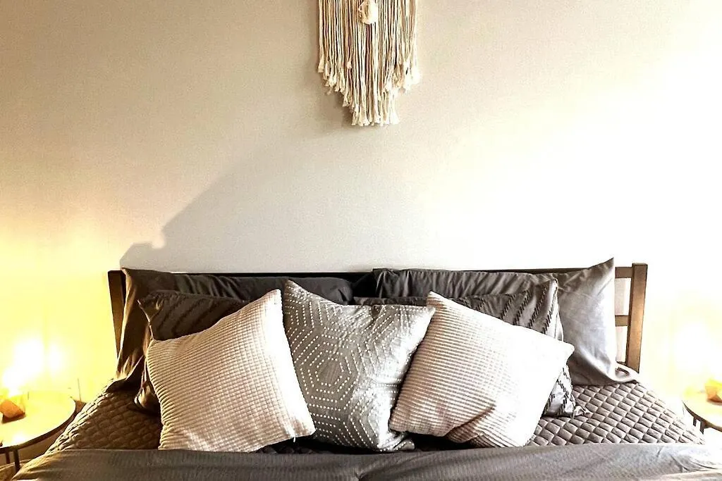 Townhouse In Uptown King Bed-Wi-Fi-Free Parking-Pool Daire Charlotte