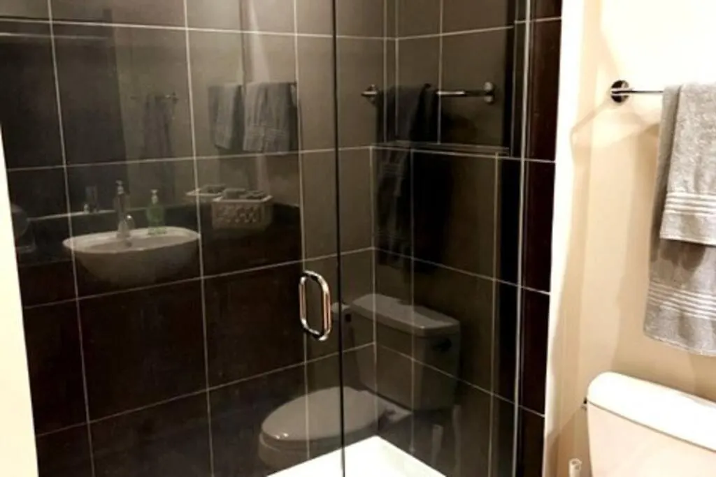 Townhouse In Uptown King Bed-Wi-Fi-Free Parking-Pool Daire Charlotte